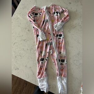 Little sleepies farm zippie